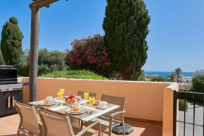Duplex with Jacuzzi, Pools, BBQ, and Sea Views, 200m from the Beach